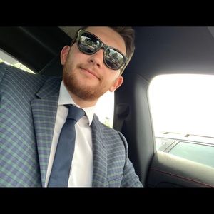 Meet your Posher, Jake